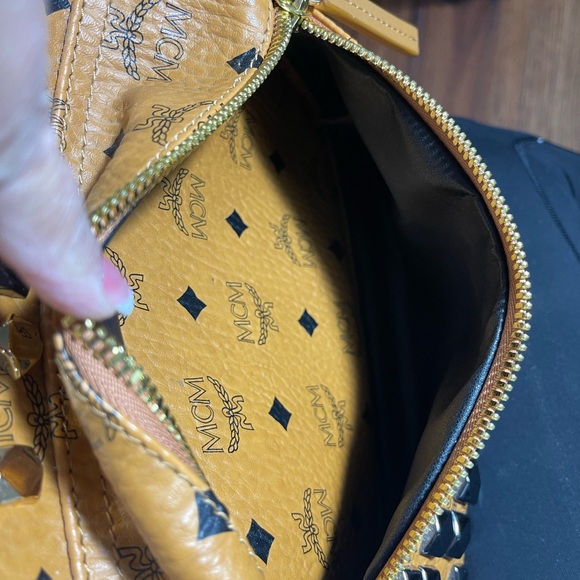 MCM Medium Stark Visetos Studded Logo Cognac Canvas Backpack - Picture 7 of 14